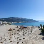 & Sea View - Happy *