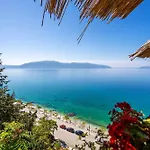 & Sea View - Happy Apartamento Vlorë